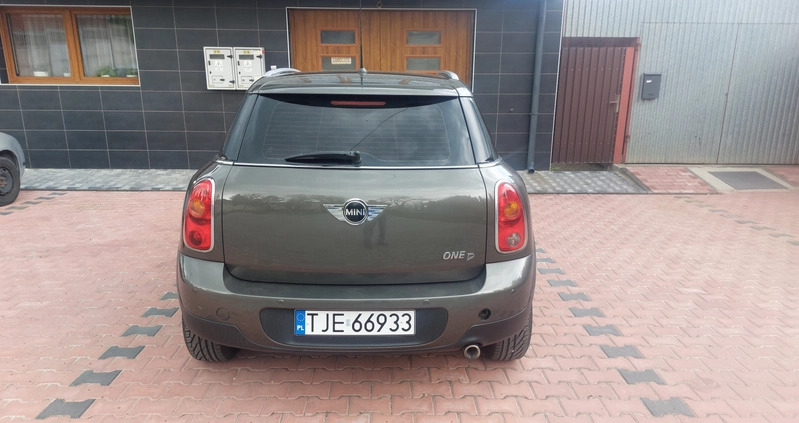 MINI Countryman cena 33900 przebieg: 152000, rok produkcji 2011 z Jędrzejów małe 137